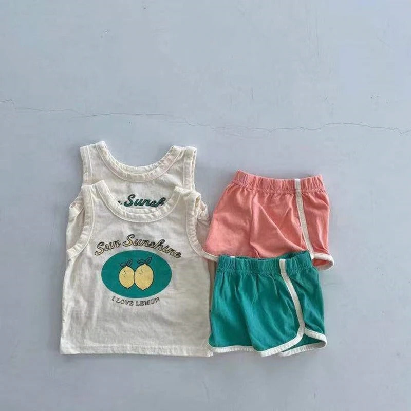 Sommer-Baby-Set mit Fruchtmuster  für Mädchen  Latzhose für Jungen, T-Shirt und Shorts im Freizeitstil