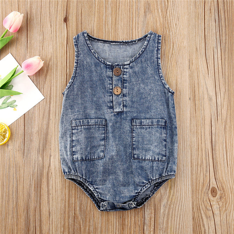 Sommerkleidung für Babys: Jeans-Strampler für Kleinkinder, Neugeborene, Jungen und Mädchen – ärmellose Strampler mit Knöpfen und Taschen, Jumpsuits, Freizeitoutfits